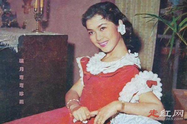 金庸结婚几次 三任太太哪个老婆出轨了