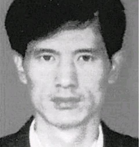 中国悍匪排行榜前十五名 每一个都是那么的凶残