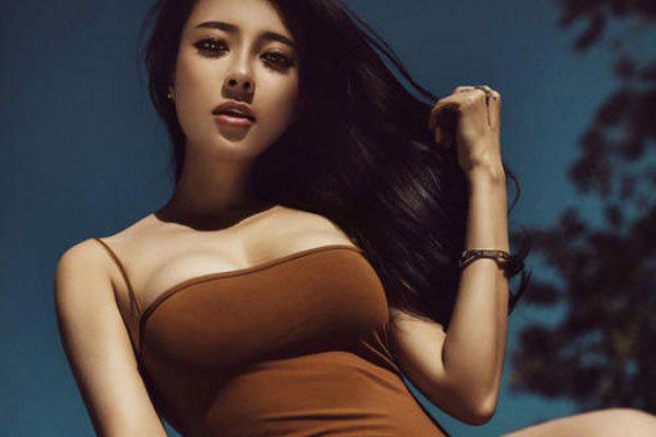 模特松果儿付费图片 被摄影师们捧为至宝