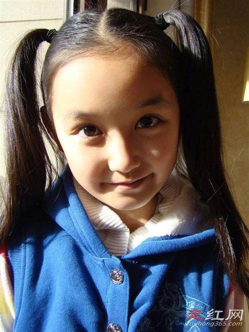 蒋依依个人资料简介 小时候照片