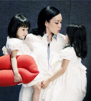 钟丽缇的前两任丈夫是谁 她的三个娃都是谁的孩子