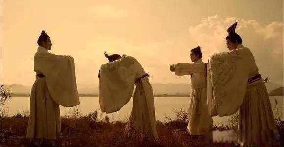 荆轲刺秦王的故事简述 动机和意义是什么