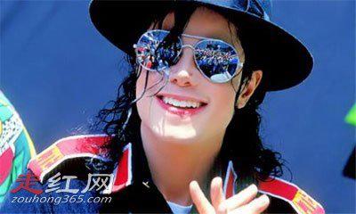 迈克杰克逊死亡之谜解说 死因是什么呢