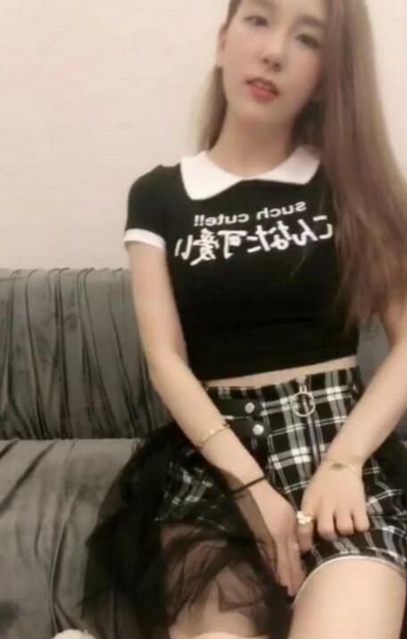 英雄联盟rita黑历史 rita凭借颜值高身材好收获不少粉丝认可