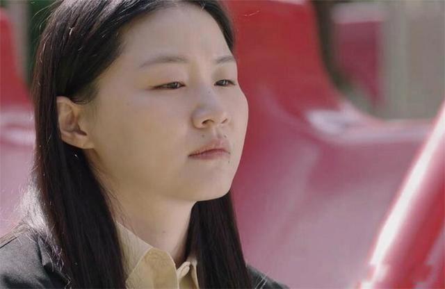 我在他乡挺好的演员表 胡晶晶为什么跳桥