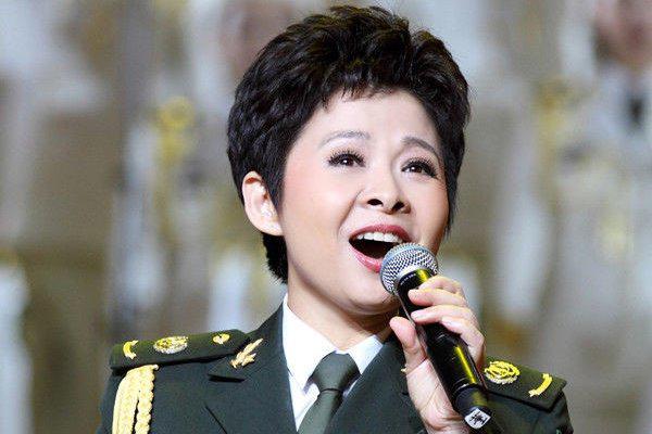 董文华经历了什么 她和赖昌星什么关系