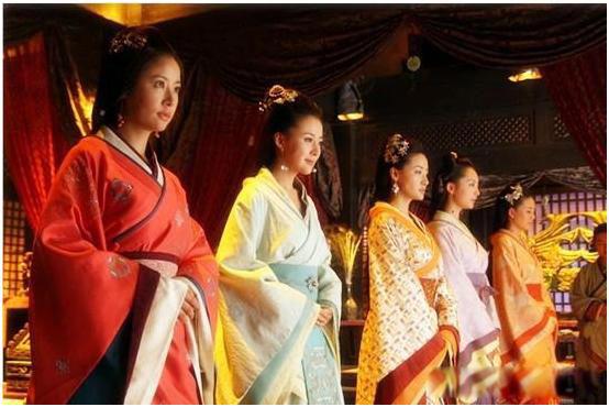 秦始皇有几位夫人 没有确切的记录