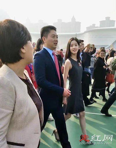 刘强东的前任叫什么名字 和前妻有孩子吗