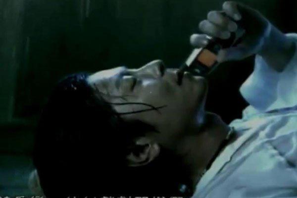 王杰2001年后嗓子变了谁下的毒 喉咙被谁害得