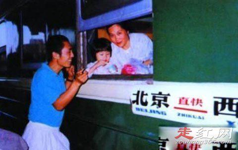 张末是张艺谋和谁生的 两任丈夫都是老外