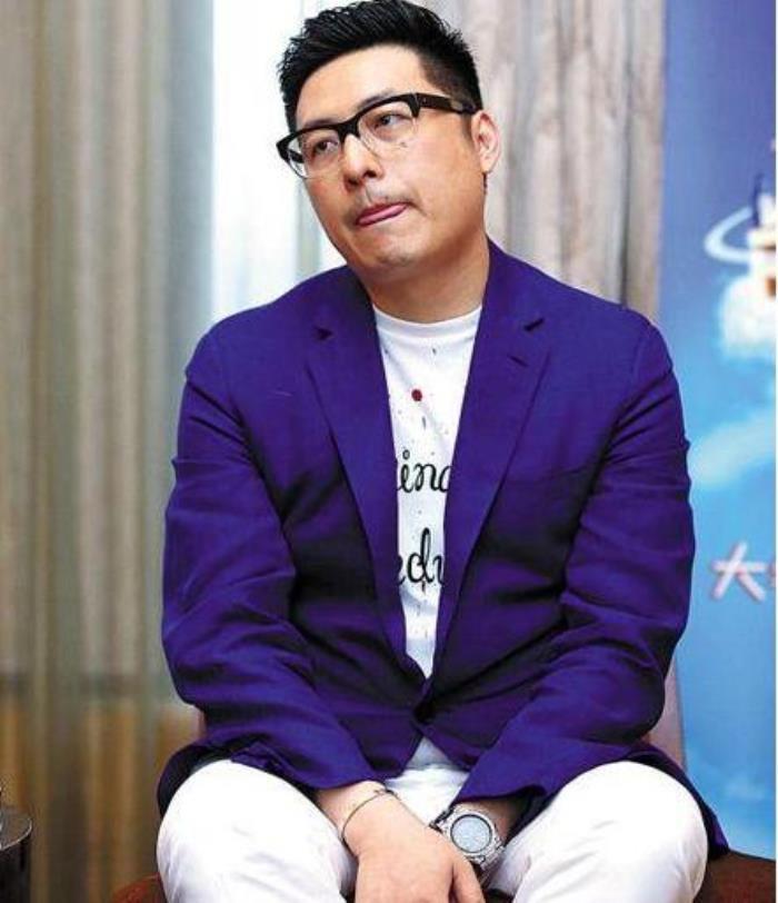 王岳伦父亲是哪位画家 家世背景很牛吗