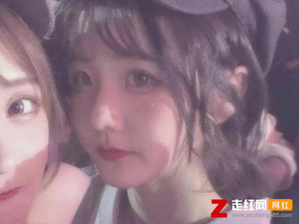 从来就没冷过因为有你在我身后是什么歌，我是不是你最疼爱的人歌曲介绍