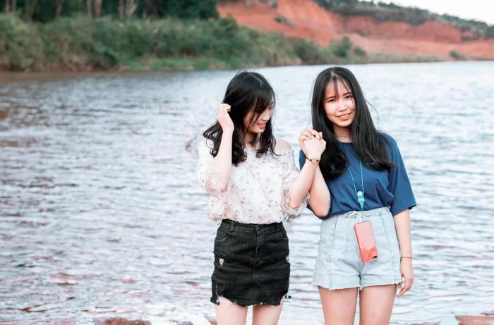 男人更喜欢什么样女人 其实喜欢爱而不得的女人