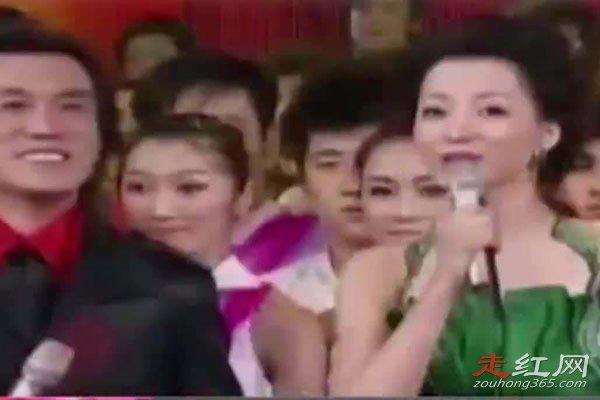 春晚黑色三分钟朱军为什么抢话李咏 到底是谁的错