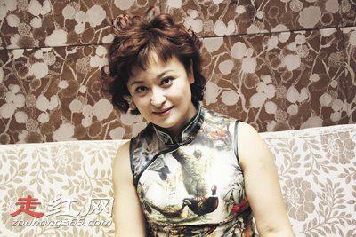 王璐瑶个人资料简历 因帝国军妓受到李寿成的会见