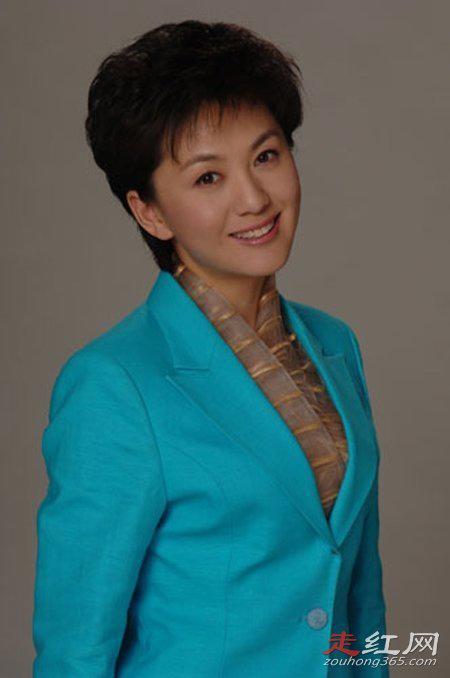 海霞主持人简历个人资料 她与老公罗永章在北京结婚