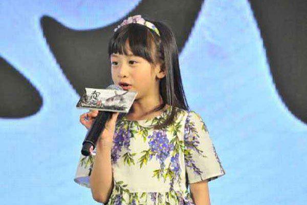 田雨橙张悦轩接吻图片 小孩子青梅竹马很多事情未来不好说