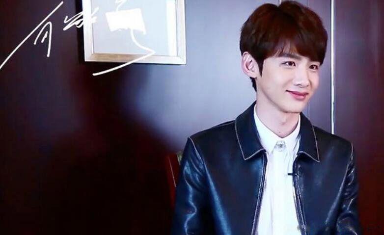 白敬亭女友是谁 和达瓦卓玛真的在一起吗