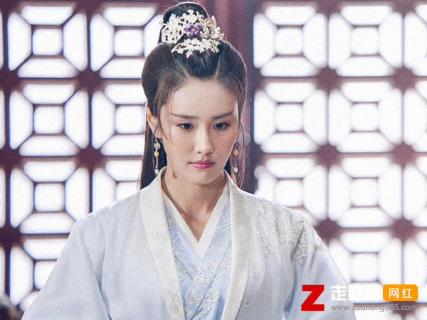 黄心娣个人资料介绍，因小女花不弃中一饰两角而受关注