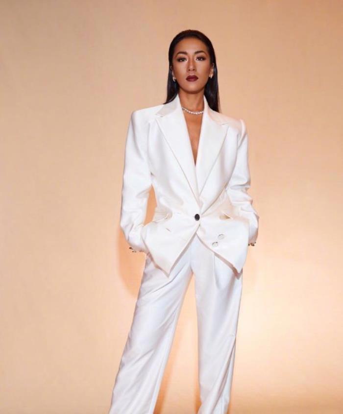 吉克隽逸有男朋友吗 否认恋情保护圈外男友