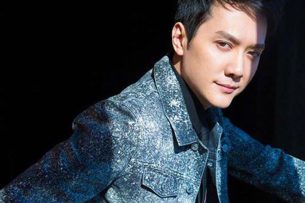 冯绍峰前任妻子有哪些 赵丽颖为什么会选择了冯绍峰