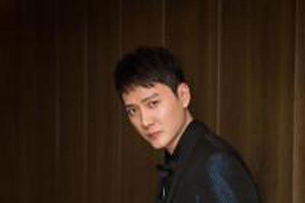 冯绍峰前任妻子有哪些 赵丽颖为什么会选择了冯绍峰