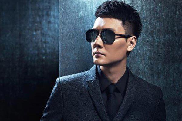 冯绍峰前任妻子有哪些 赵丽颖为什么会选择了冯绍峰