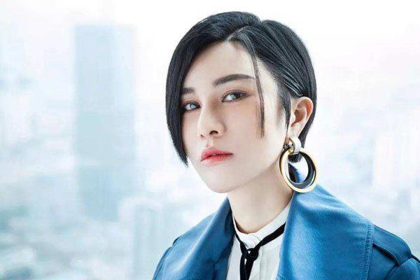 尚雯婕是不是整容呀 14年里她的脸颊变化最大