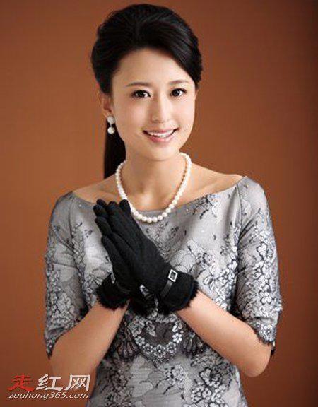 央视主持人张蕾老公是谁 怀孕有孩子一事情是真的吗