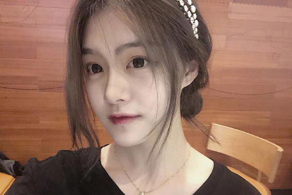李嘉慧男朋友到底是哪个 爸爸可是保定首富呢