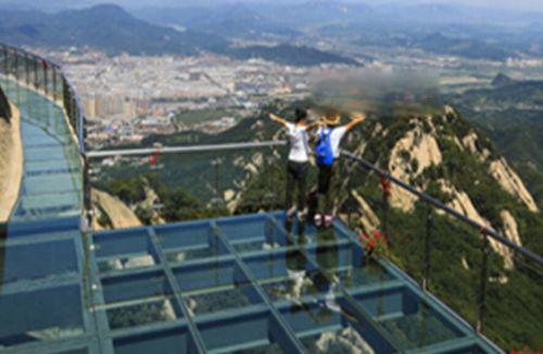 哪里有空中玻璃走廊 我国空中玻璃走廊在哪里