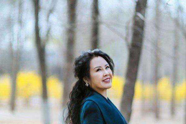 潘长江女儿事件是怎么回事 不是好好的还活着吗