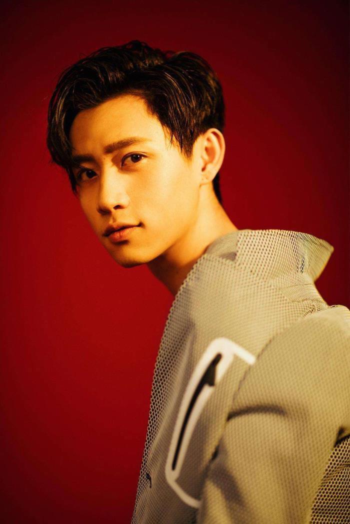 魏晨个人资料简介 魏晨老婆于玮是初恋吗怎么认识的