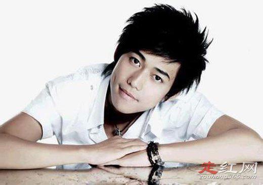 苏醒前女友夏航燕个人资料现状 自己开了一个淘宝店