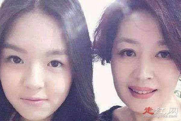 李咏女儿法图麦·李名字怎么取的 妻子哈文是回族人