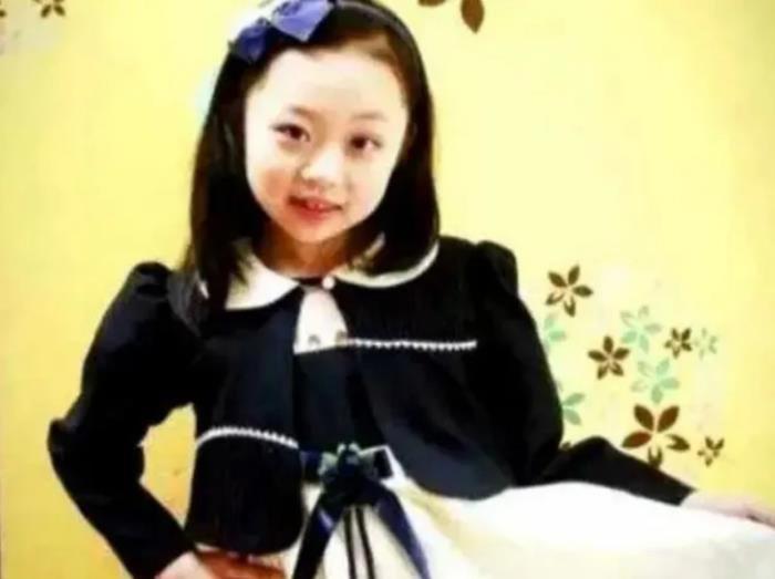 金喜善整容了吗 女儿的长相是拜老公所赐
