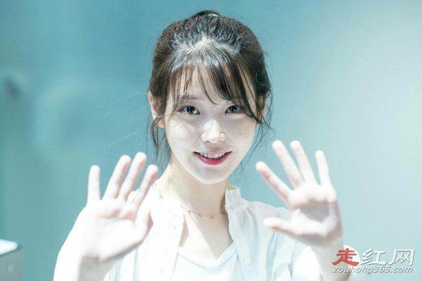 iu李知恩照片个人资料 在韩国的是什么咖位