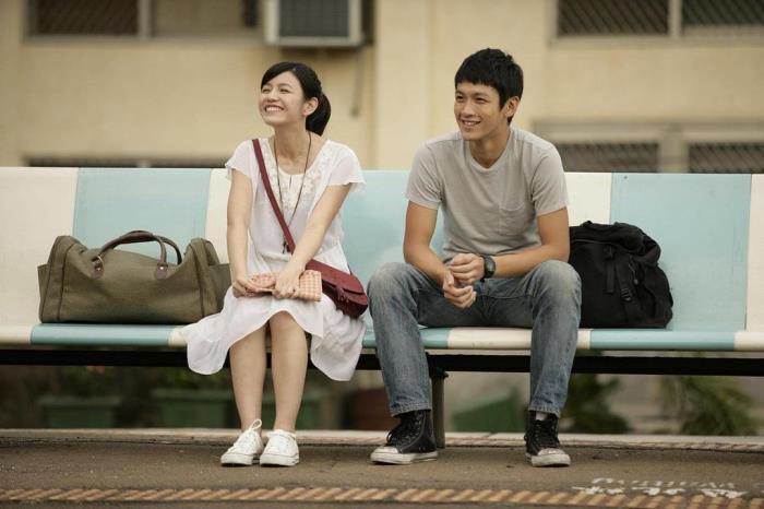 八部哭到崩溃的青春校园爱情电影 懵懂单纯的爱情