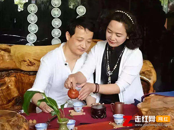 崔万志和老婆李丽梅的相识相伴，李丽梅崔万志的孩子几岁了