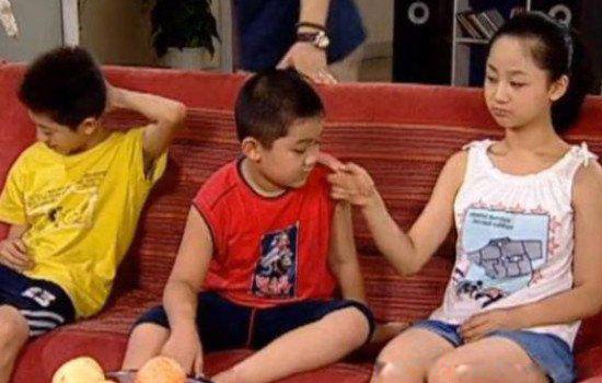 家有儿女真实诡异事件 一张诡异的全家福灵异解析