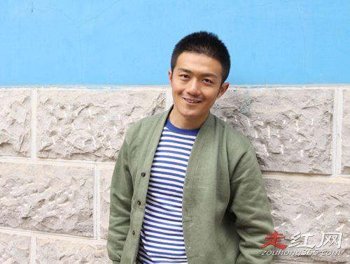 李亚鹏个人资料简介 李亚伟是他的哥哥