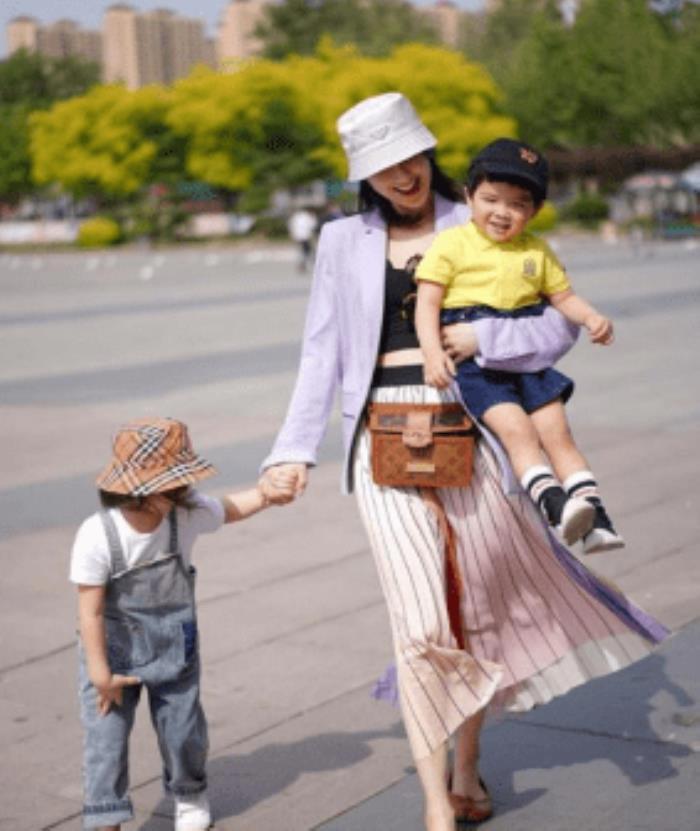 黄圣依隐婚十年得到了什么 私生子事件怎么回事
