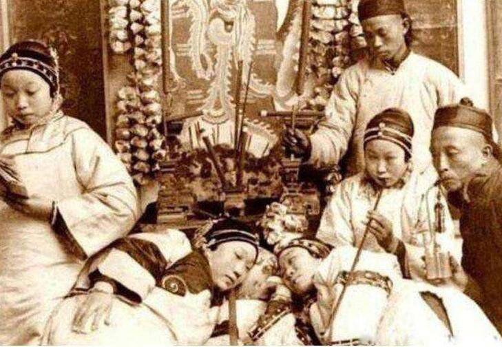 中国古代一夫多妻制女人够吗 晚上睡觉怎么过(合理分配)