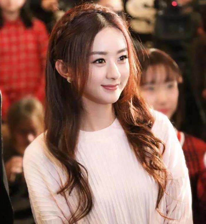 何炅收礼事件是怎么回事 和赵丽颖接吻真的吗