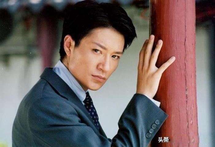 李宗翰是爱新觉罗后裔为什么姓李 真正的皇室后裔仍单身