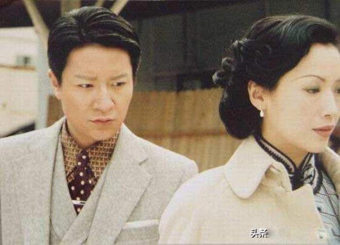 李宗翰是爱新觉罗后裔为什么姓李 真正的皇室后裔仍单身