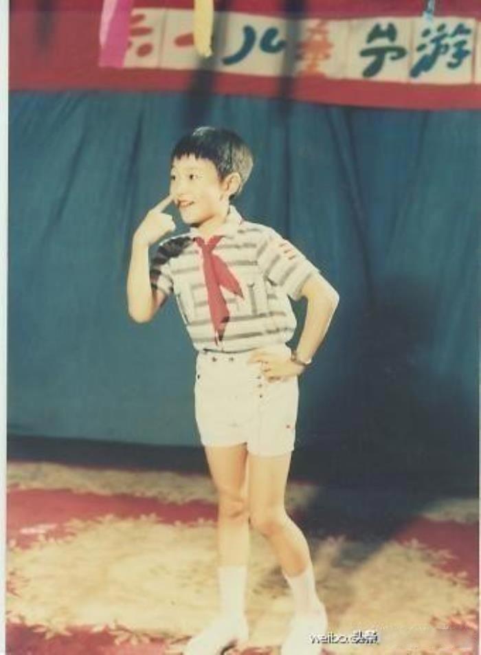 李宗翰是爱新觉罗后裔为什么姓李 真正的皇室后裔仍单身