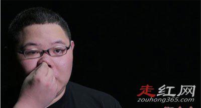 pdd女友沈灵敏的个人资料 姐弟恋相差多少岁呢