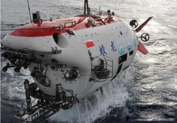 蛟龙号最深能潜多少米 是我国第一台深海载人潜水器