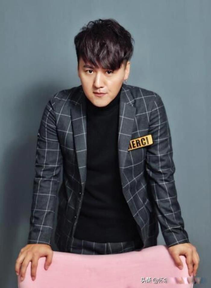 大碗娱乐老板是贾玲吗 艺人名单 股东都有谁